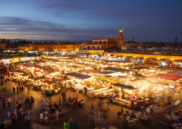Jamaa El Fna náměstí v Marrákeši, Maroko