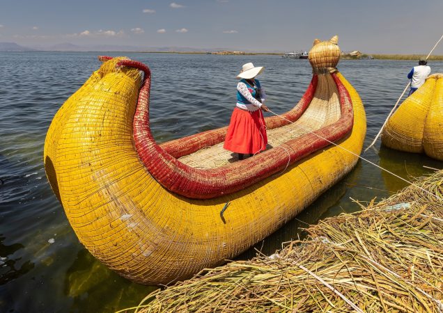 ostrovy uros, titicaca, jezero titicaca peru